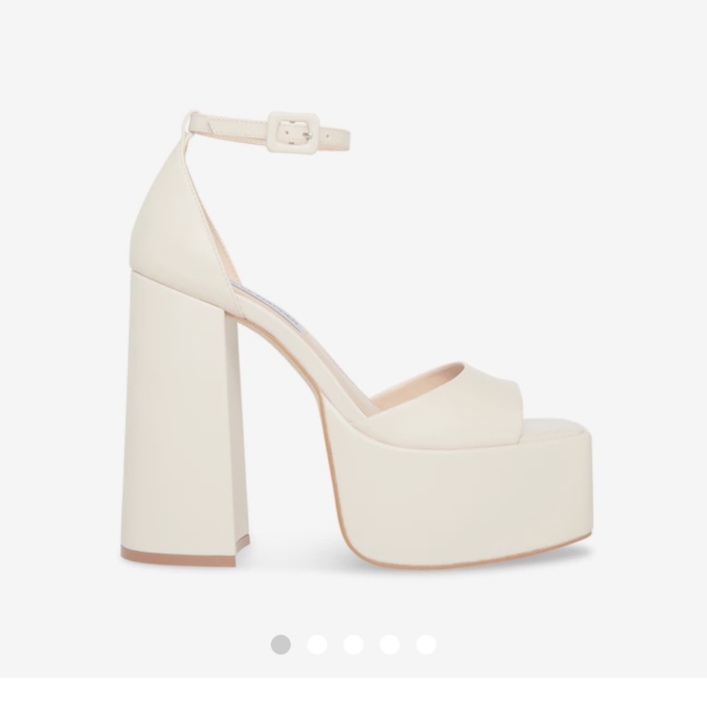 Steve Madden Kassiani Platform Heels